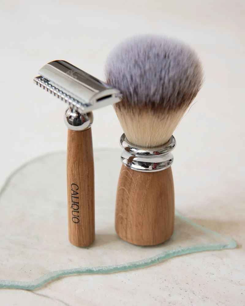 Coffret Rasoir de sureté + Blaireau + Pack de 5 lames