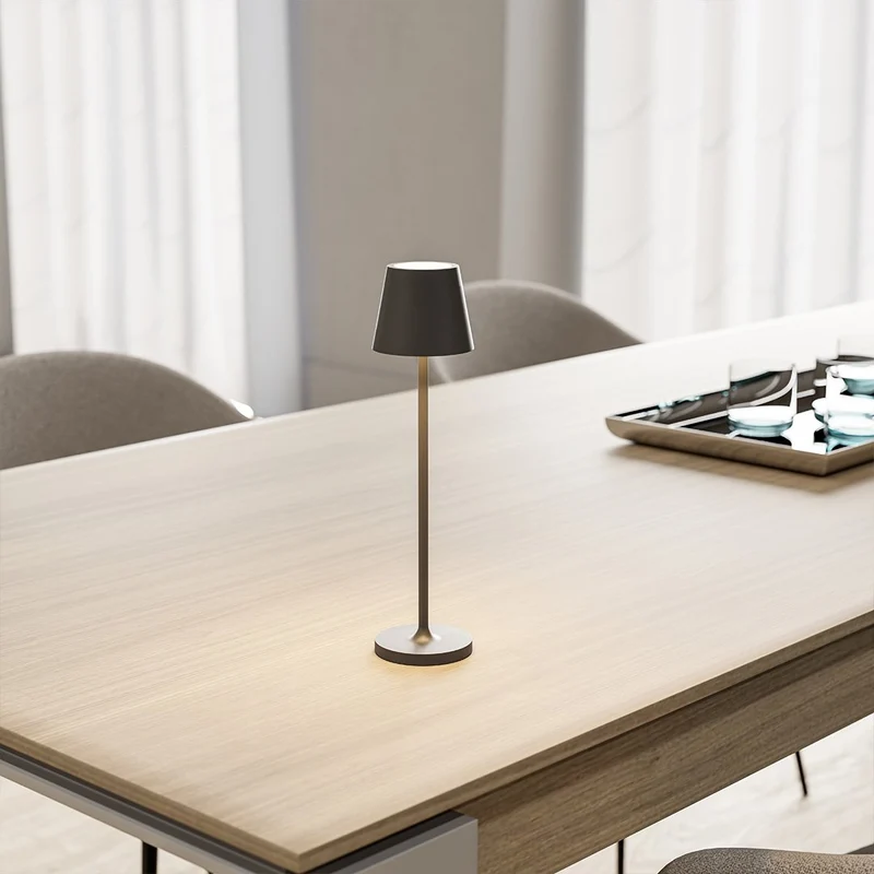 Stilfuld LED-lampe med Berøringsskærm og Lang Batterilevetid