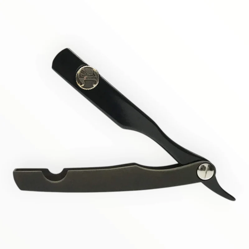 Rakkniv, Cerakote-finish, Svart