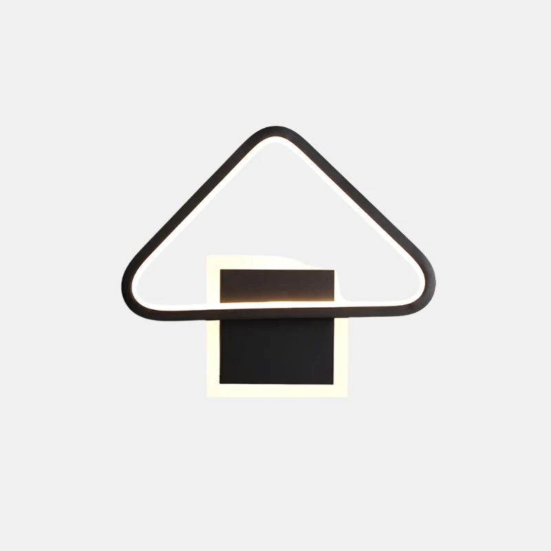 Elegant Geometrisk LED Væglampe med Gylden Finish