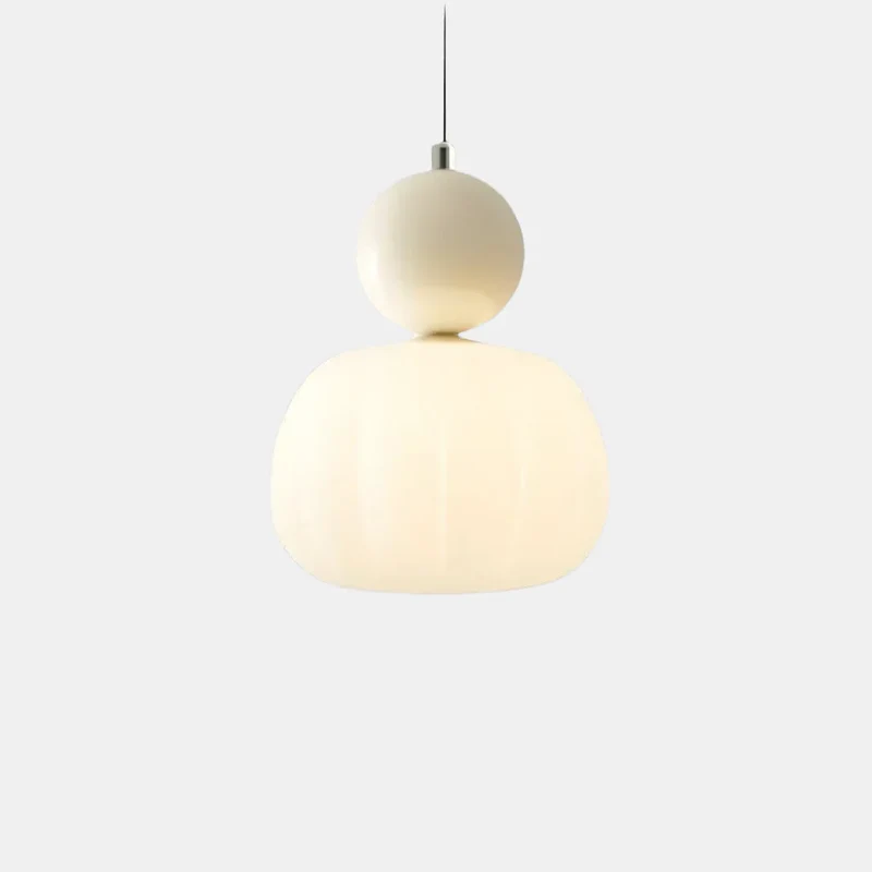 Skandinavisk Træ-Pendel: Blødt Lys & Tidløst Design