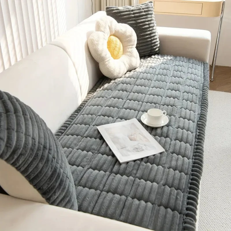 Elegant Plys Sofabetræk med Anti-Slip og Nem Vedligeholdelse